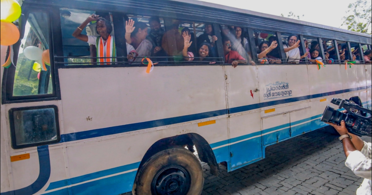 പ്രിയദർശിനി പദ്ധതി: സ്വകാര്യ ബസുകൾ പാട്ടത്തിനെടുക്കാൻ ശുപാർശ; പത്മകുമാർ സമിതി റിപ്പോർട്ട് നൽകി
