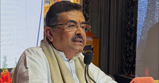 മദ്യത്തിനും ഡി.ജെക്കും വിലക്ക്, മാംസാഹാര നിയന്ത്രണമില്ല; സനാതന പാരമ്പര്യത്തിൽ ദുർഗാപൂജ, മുൻ സർക്കാരിന്റെ ഗ്രാന്റ് റദ്ദാക്കി ബംഗാൾ സർക്കാർ