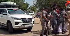 കൊല്ലത്ത് അമിത്ഷായ്‌ക്കെതിരെ കരിങ്കൊടി പ്രതിഷേധം; യൂത്ത് കോണ്‍ഗ്രസ് പ്രവര്‍ത്തകരെ അറസ്റ്റ് ചെയ്ത് നീക്കി