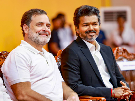 'ഇൻഡ്യ' മുന്നണി യോഗത്തിൽ പങ്കെടുത്ത് ടി.വി.കെ