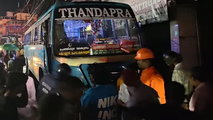 കോട്ടയത്ത് സ്വകാര്യ ബസ് ഫുട്പാത്തിലേക്ക് പാഞ്ഞുകയറി, 5 പേര്‍ ബസിനടിയില്‍പെട്ടു; രണ്ടു പേരുടെ നില ഗുരുതരം