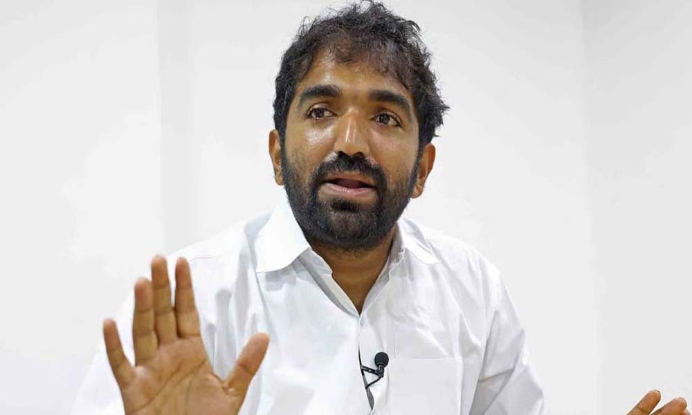 എന്റെ പിതാവിനോട് അനീതി ചെയ്തെന്നുവെച്ച് അവരോടും അങ്ങനെ കാണിക്കേണ്ടതുണ്ടോ; സിഎംആര്എല് കേസില് ചാണ്ടി ഉമ്മന്
