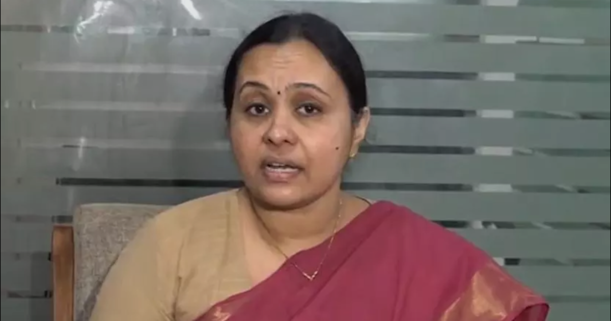 റെംഡെസിവിർ നൽകിയ അഞ്ചുപേരും ജീവനോടെയുണ്ട്; സഭയിൽ പറഞ്ഞത് പച്ചക്കള്ളം, മുരളീധരന്റേത് നിരുത്തരവാദപരമായ പ്രസ്താവനയെന്ന് മുൻ ആരോഗ്യമന്ത്രി വീണാ ജോർജ്