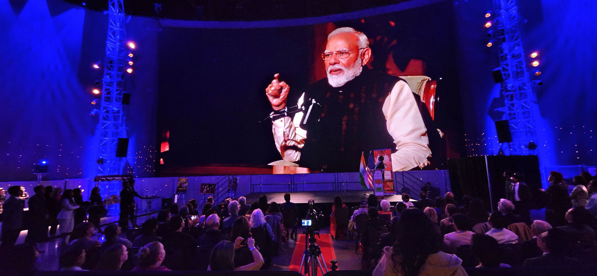 കോൺസലേറ്റ് ജനറൽ മുൻകൈയെടുത്തു സിയാറ്റിലിൽ ഇന്ത്യൻ ചലച്ചിത്രോത്സവം നടത്തി (പിപിഎം)