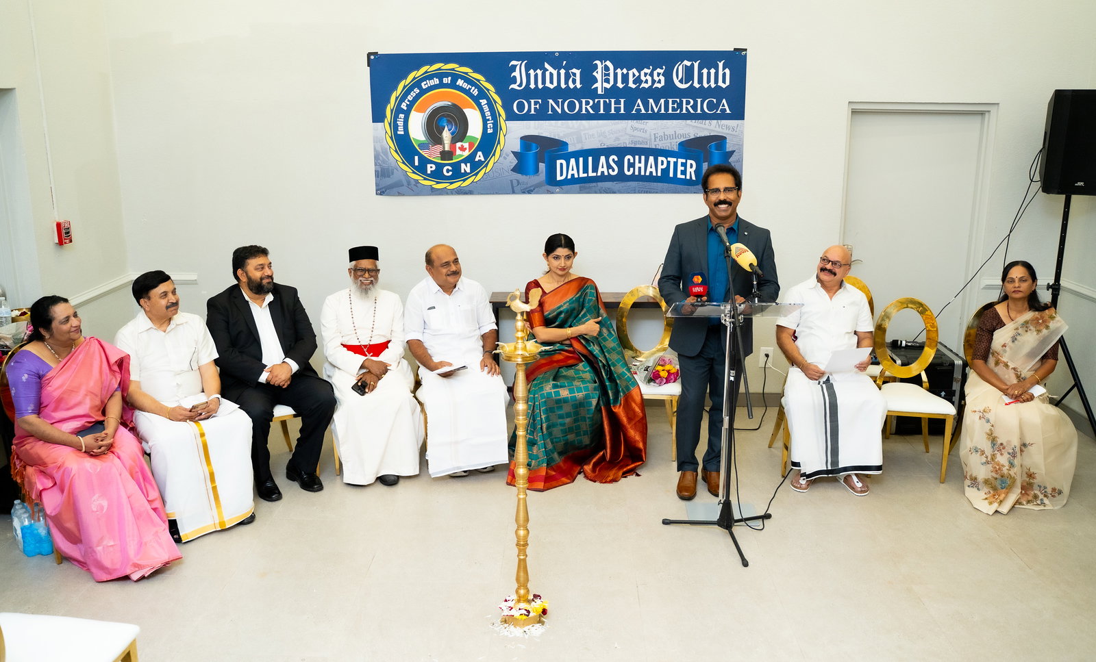 ഇന്ത്യ പ്രസ് ക്ലബ് ഓഫ് നോർത്ത് അമേരിക്ക ഡാളസ് ചാപ്റ്റർ പ്രവർത്തന ഉദ്ഘാടനം പ്രൗഢഗംഭീരമായി; കോട്ടയം എംപി ഫ്രാൻസിസ് ജോർജ് ഉദ്ഘാടനം ചെയ്തു