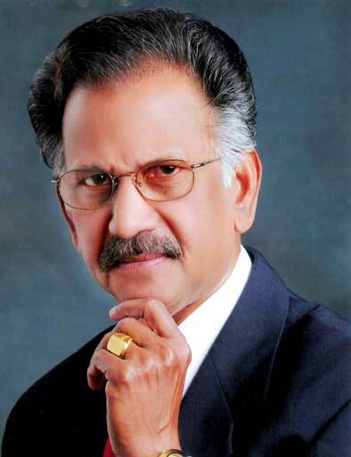കാലത്തിനു കടപുഴക്കാന്‍ കഴിയാത്ത കലാകാരന്‍ (മണ്ണിക്കരോട്ട്‌)
