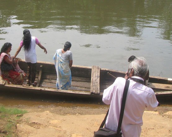 ബന്യാമിനും ഒരു സ്വപ്‌നമുണ്ട്‌ - ഇതുവരെ ആരും എഴുതാത്ത അറബിക്കഥ (കുര്യന്‍ പാമ്പാടി)