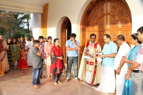  ഇടുക്കി എന്ന കുടിയേറ്റ ജില്ലയും  അവിടെനിന്നും ഇംഗ്ലണ്ടിലേക്ക് കുടിയേറിയവരും- ടോം ജോസ് തടിയംപാട്