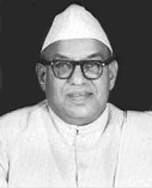 അത്‌ എകെജി അല്ല (വൈക്കം മധു)