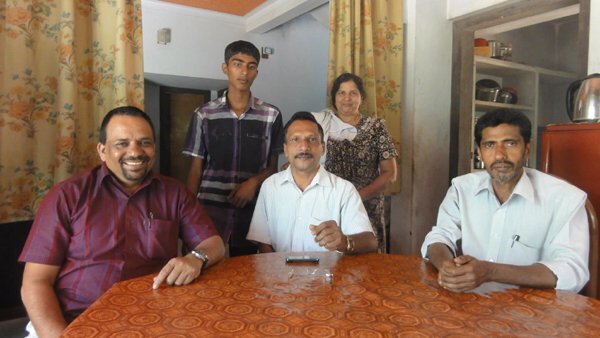 കുടിയേറ്റത്തിന്റെ ഹൃദയതുടിപ്പുകള്‍ പേറുന്ന വാഴത്തോപ്പ്‌ സെന്റ്‌ ജോര്‍ജ്‌ പള്ളി (ടോം ജോസ്‌ തടിയംപാട്‌, യു.കെ)