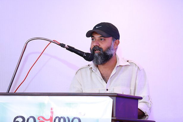 ഷാജന്‍ ആനിത്തോട്ടത്തിന്റെ 'ഒറ്റപ്പയറ്റി'ന് കോട്ടയത്ത് പ്രൗഡോജ്ജ്വല പ്രകാശനം 