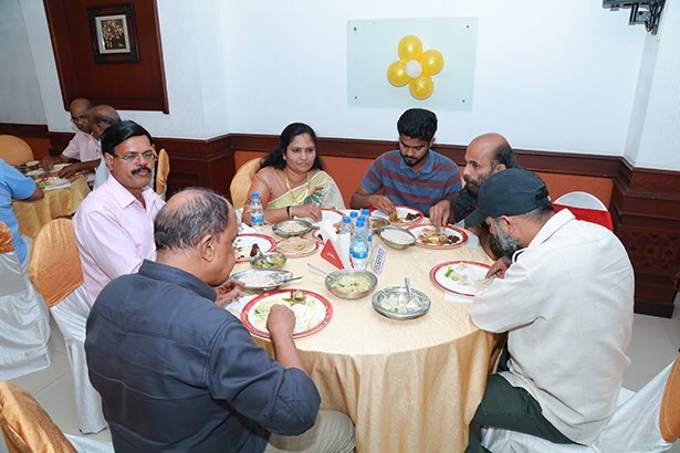 ഷാജന്‍ ആനിത്തോട്ടത്തിന്റെ 'ഒറ്റപ്പയറ്റി'ന് കോട്ടയത്ത് പ്രൗഡോജ്ജ്വല പ്രകാശനം 