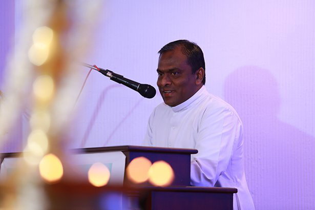 ഷാജന്‍ ആനിത്തോട്ടത്തിന്റെ 'ഒറ്റപ്പയറ്റി'ന് കോട്ടയത്ത് പ്രൗഡോജ്ജ്വല പ്രകാശനം 