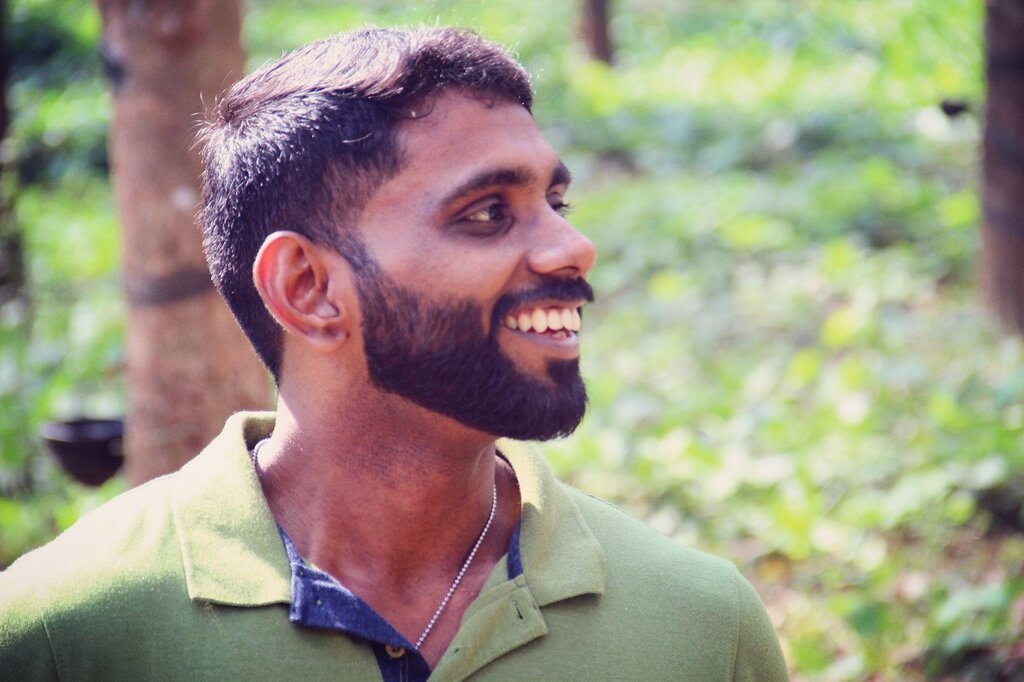 ഒരു നനുത്ത സ്പര്‍ശം പോലേ! (ചെറുകഥ: ശ്യാംസുന്ദര്‍ പി ഹരിദാസ്)
