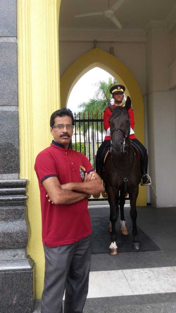 അനുഭവങ്ങളും സിനിമ പോലെ  (മീട്ടു റഹ്മത്ത് കലാം )