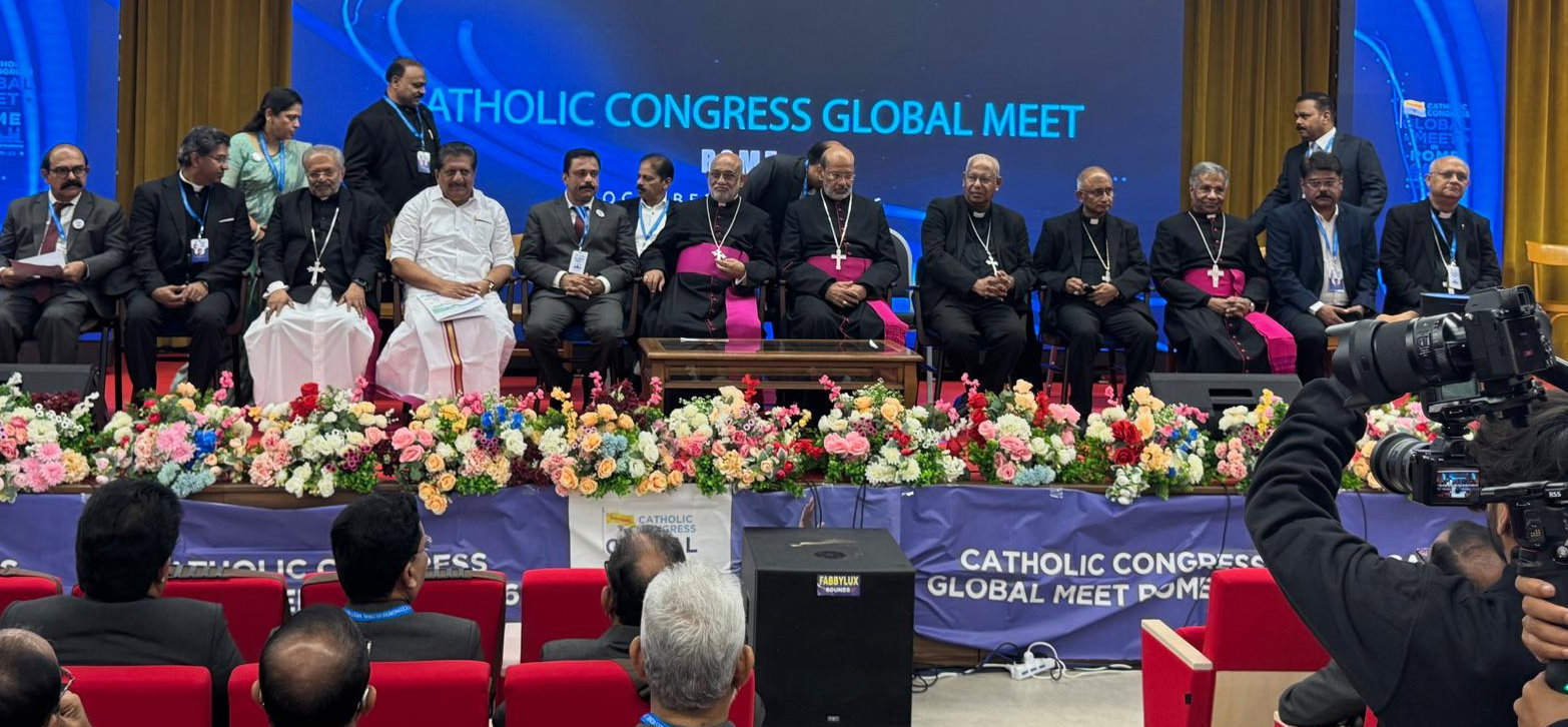 സ​മു​ദാ​യ വ​ള​ർ​ച്ച ക​ത്തോ​ലി​ക്ക കോ​ൺ​ഗ്ര​സി​ലൂ​ടെ: റോ​മി​ൽ   ആ​ഗോ​ള സം​ഗ​മ​ത്തി​ൽ മാ​ർ റാ​ഫേ​ൽ ത​ട്ടി​ൽ