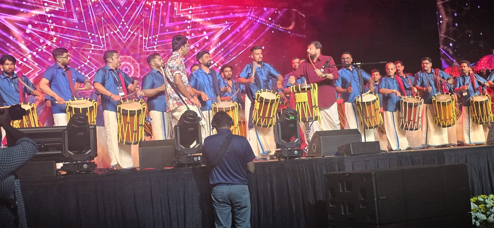 എല്ലാം ഗുരുക്കന്മാരുടെ അനുഗ്രഹം: ജയറാം; ഇലഞ്ഞിത്തറ മേളം ഗംഭീരം  
