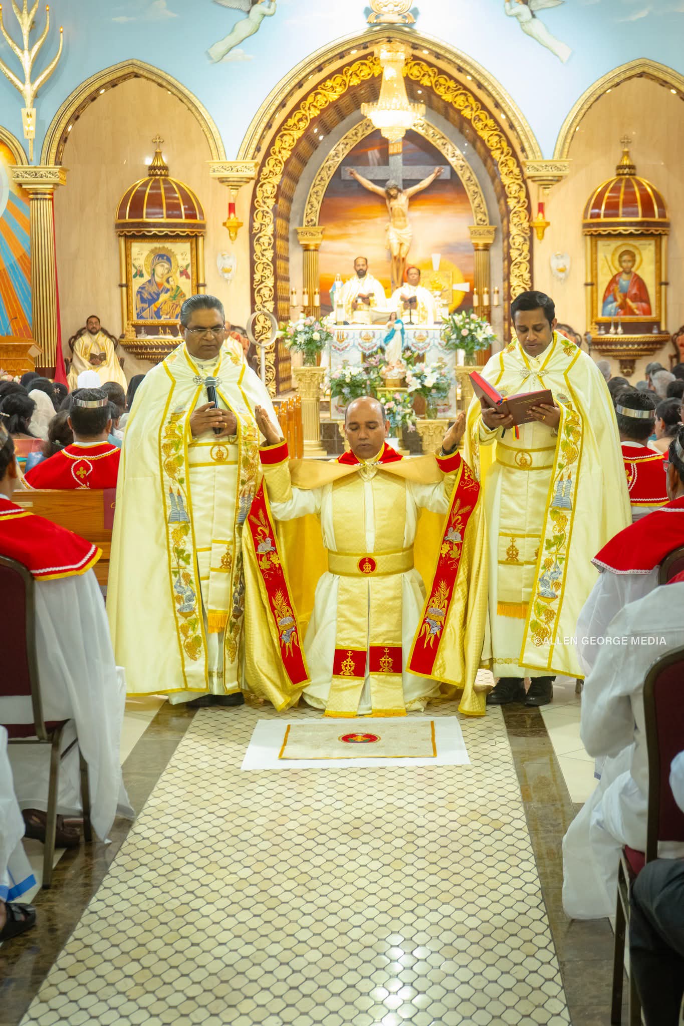 ചിക്കാഗോ സെന്റ് മേരീസിൽ പ്രധാന തിരുനാൾ വിപുലമായി ആഘോഷിച്ചു