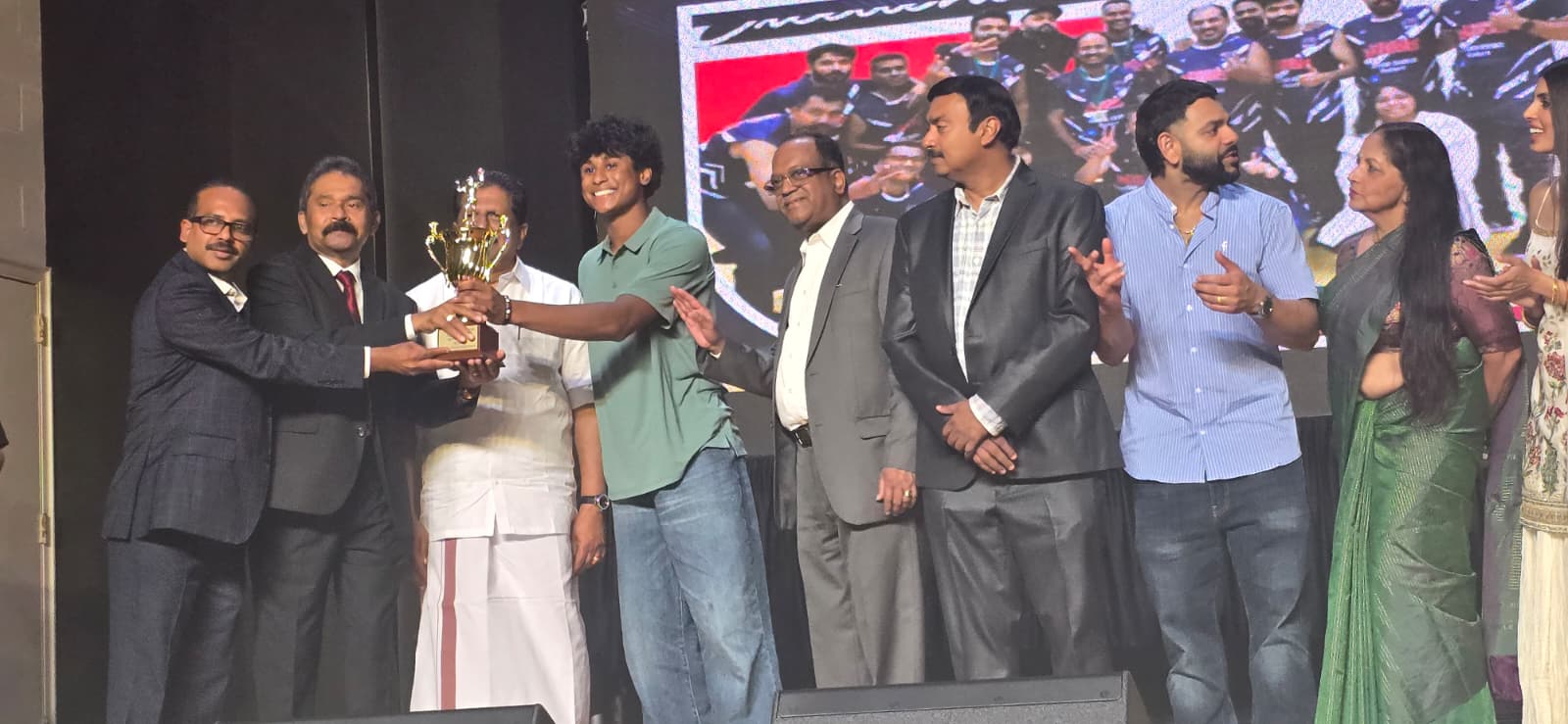 എൻ.കെ. ലൂക്കോസ്  വോളി ടൂർണമെന്റ്: ചിക്കാഗോ ലയൺസ് ജേതാക്കൾ; ഫില്ലി സ്റ്റാഴ്‌സ് റണ്ണർ അപ്പ് 