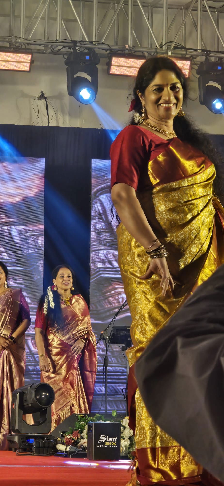 ഫോമാ വേദിയിൽ ഫാഷൻ ഷോ ഹൃദയഹാരിയായി