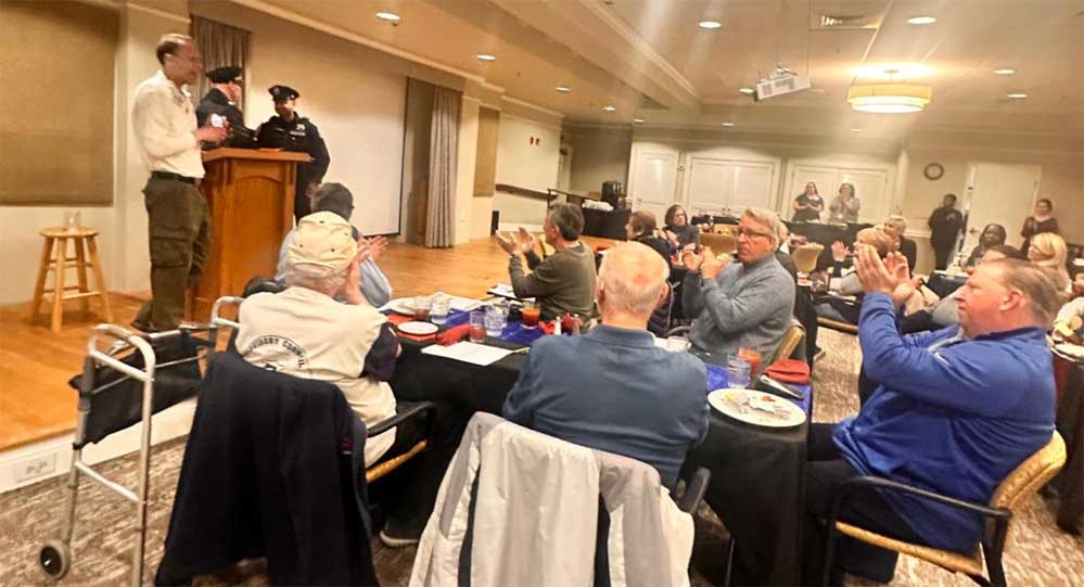 മോഷണവാഹനവുമായി രക്ഷപ്പെട്ട കൗമാരക്കാരനെ പിടികൂടി — ഓഫീസർ ജോജി എബ്രഹാമിന് ‘ഓഫീസർ ഓഫ് ദ മന്ത്’ ബഹുമതി