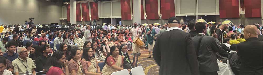 ഷിക്കാഗോയിൽ മാരിവില്ലിറങ്ങി; ഘോഷയാത്ര  അപൂർവ മനോഹരമായി