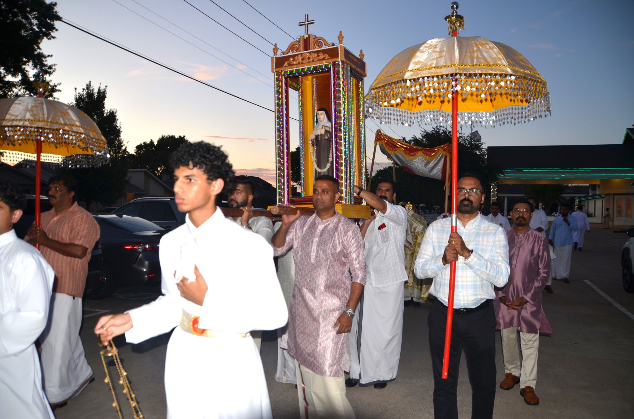 കൊപ്പേലില്‍ വി. അല്‍ഫോന്‍സാമ്മയുടെ തിരുനാളിനു ഭക്തിനിര്‍ഭരമായ സമാപനം; നൂറുകണക്കിന്  വിശ്വാസികള്‍ അനുഗ്രഹം തേടി.