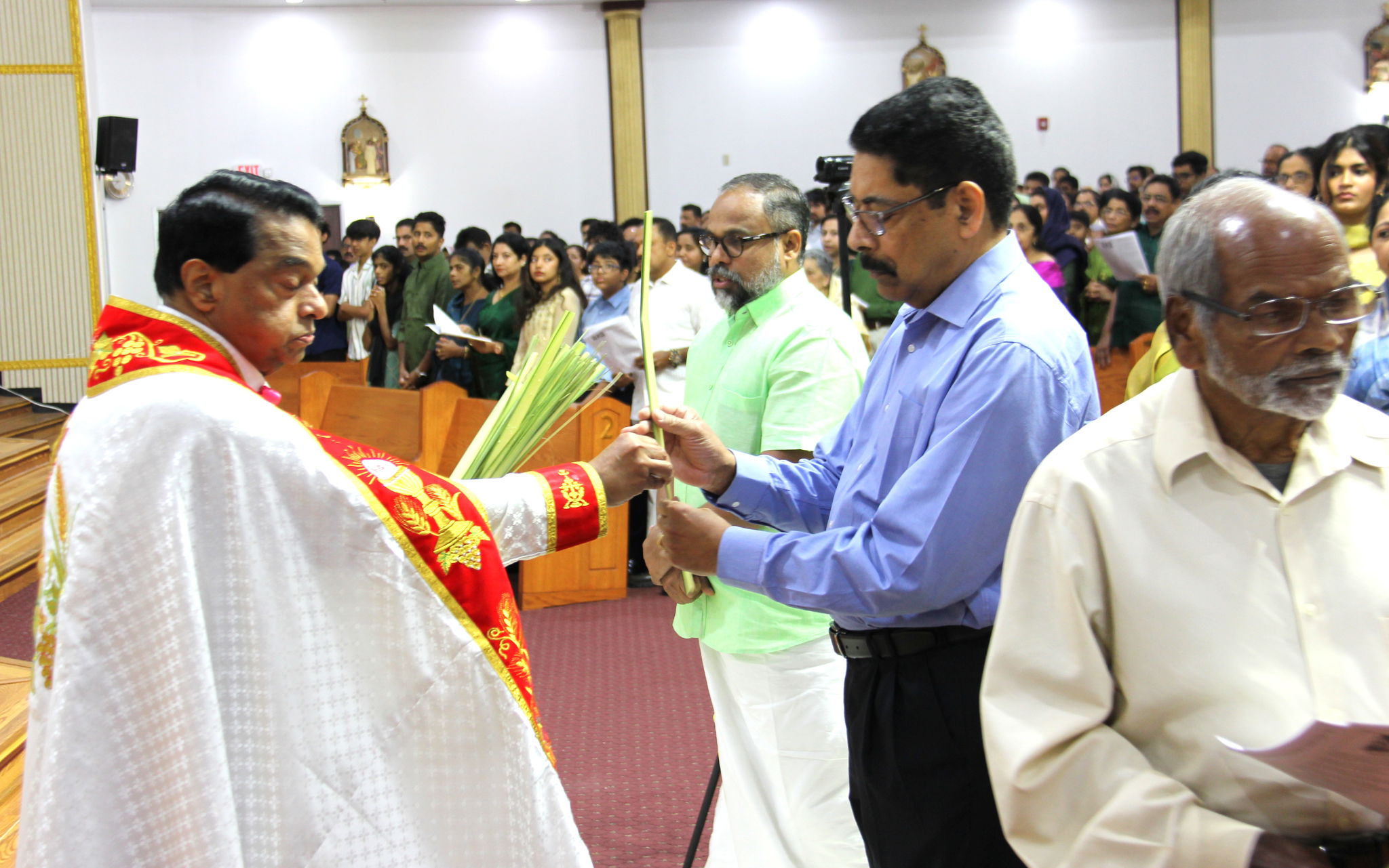 ഹ്യൂസ്റ്റനിൽ ഓശാന ഞായർ ഭക്തിനിർഭരമായി .