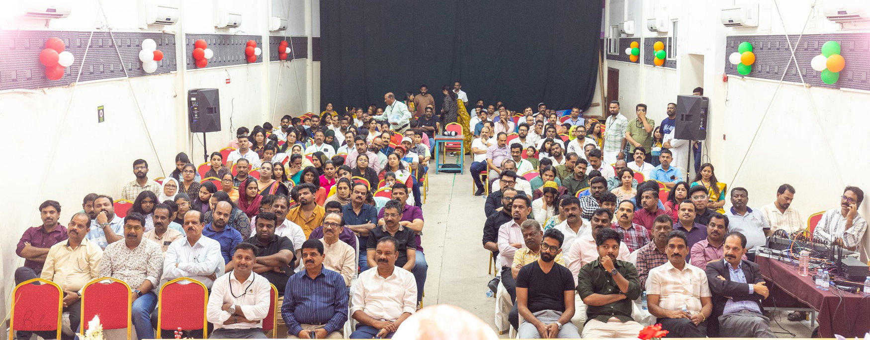 കൊല്ലം പ്രവാസി  അസ്സോസ്സിയേഷന്റെ പുതിയ ഭരണസമിതി സ്ഥാനമേറ്റു; 'വിളക്കുമരം 2026' സുവനീര്‍ പ്രകാശനവും  നടന്നു.