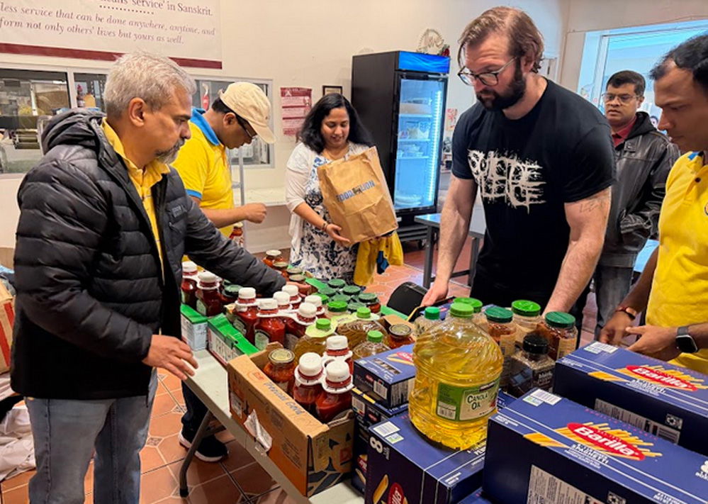 എസ്.എന്‍.എം.സി വാഷിംഗ്ടൺ ഡി.സി: യുവജനങ്ങളുടെ നേതൃത്വത്തിൽ ഭക്ഷ്യ ശേഖരണ പ്രവർത്തനം ശ്രദ്ധേയമായി