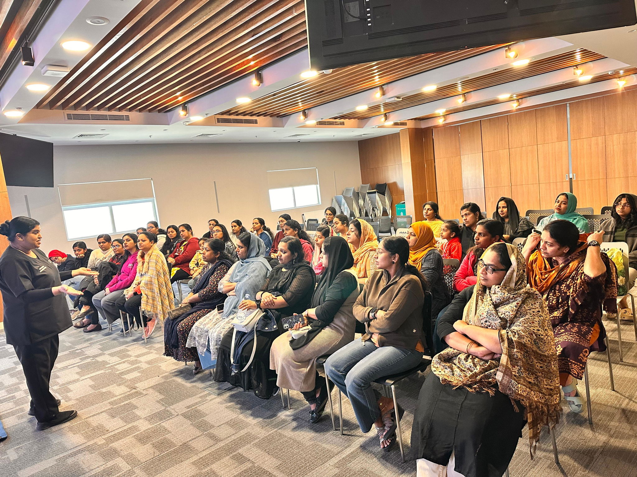  കൊല്ലം പ്രവാസി അസോസിയേഷന്‍ പ്രവാസി ശ്രീയുടേ നേതൃത്വത്തില്‍  വനിതകള്‍ക്കായി  സംഘടിപ്പിച്ച  സിപിആര്‍ (CPR) ട്രെയിനിങ് ക്ലാസ് ശ്രദ്ധേയമായി.