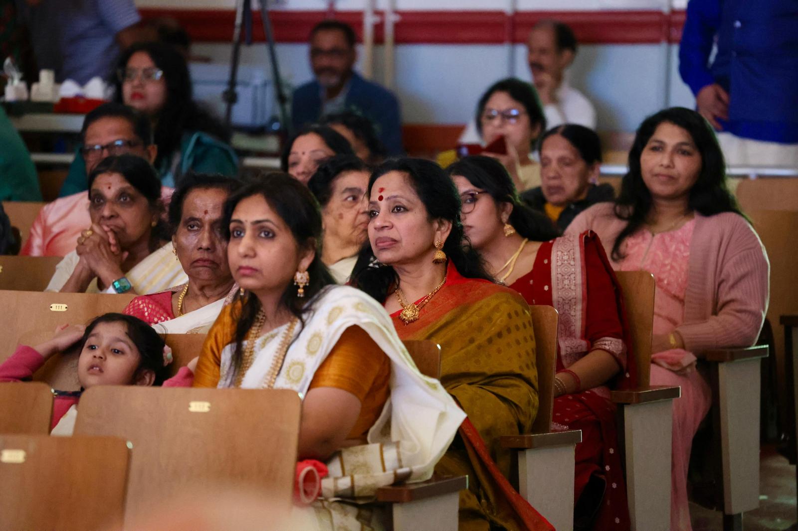 നായര്‍ ബനവലന്റ് അസോസിയേഷന്റെ വിഷു ആഘോഷം വര്‍ണാഭമായി