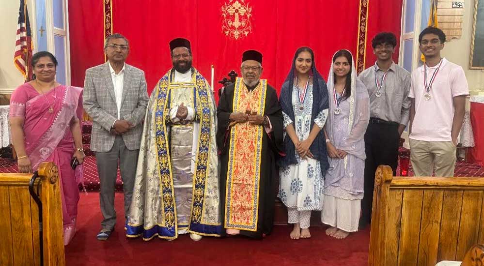യോങ്കേഴ്‌സ് സെന്റ് തോമസ് ഇടവകയില്‍ ഉന്നത വിജയം നേടിയവരെ ആദരിക്കലും, വികാരി, മുന്‍ വികാരിമാരുടെ ജന്മദിനാഘോഷങ്ങളും വേറിട്ടതായി