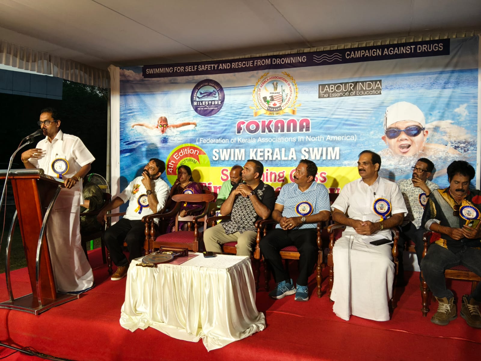  ജാഗ്രതയും സന്ദേശവുമായി ഫൊക്കാന-മൈല്‍ സ്റ്റോണ്‍ 'സ്വിം കേരള സ്വിമ്മി'ന് ആവേശോജ്വലമായ സമാപനം