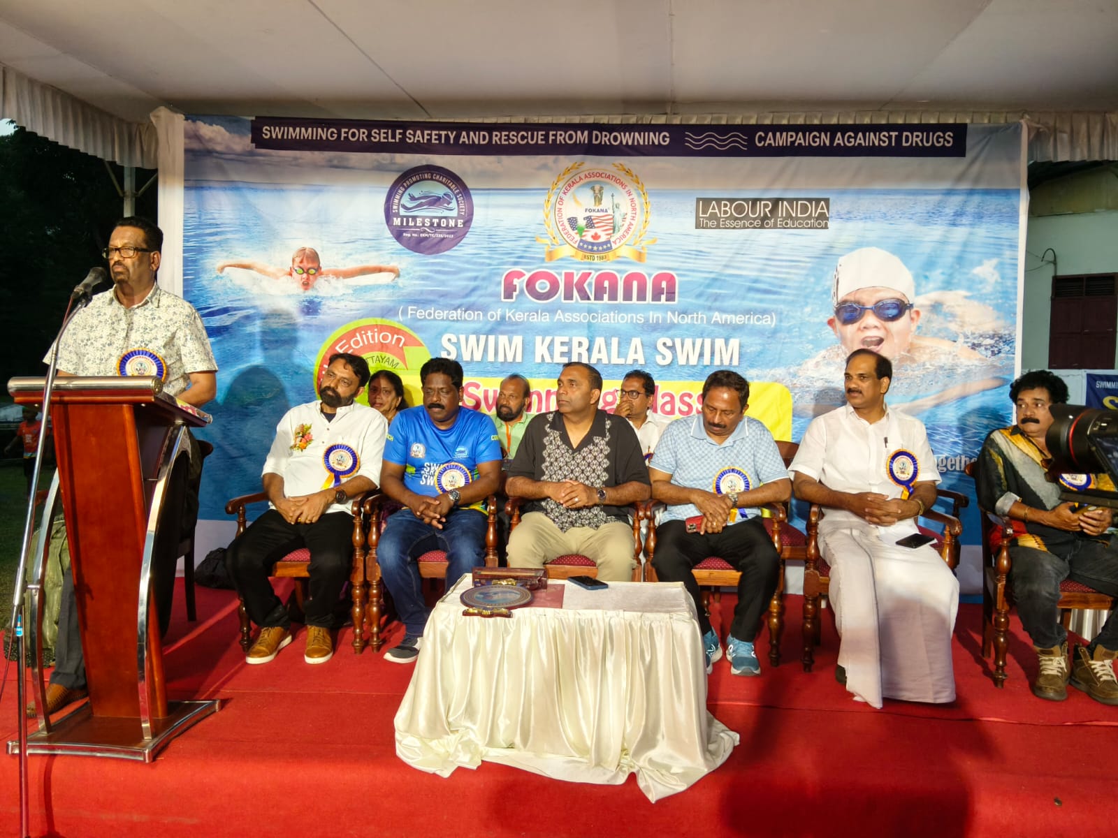  ജാഗ്രതയും സന്ദേശവുമായി ഫൊക്കാന-മൈല്‍ സ്റ്റോണ്‍ 'സ്വിം കേരള സ്വിമ്മി'ന് ആവേശോജ്വലമായ സമാപനം