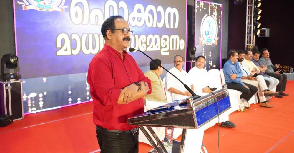 നിർമ്മിത ബുദ്ധിയുടെ കടന്നുകയറ്റത്തെക്കുറിച്ച് ഫൊക്കാന മീഡിയ സെമിനാറിൽ മാധ്യമപ്രവർത്തകരുടെ വേറിട്ട ചർച്ച  