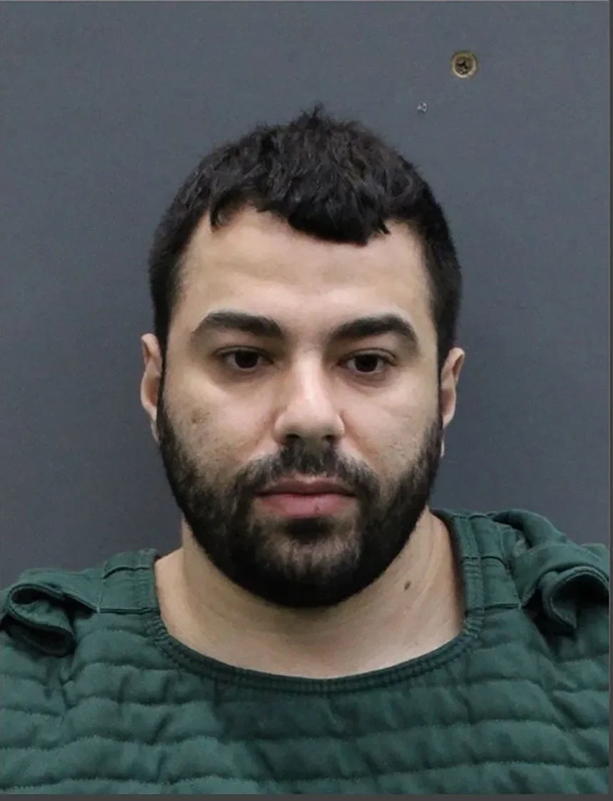 രണ്ട് ഗവേഷണ വിദ്യാർത്ഥികളുടെ കൊലപാതക കേസിൽ റൂംമേറ്റ് അറസ്റ്റിൽ