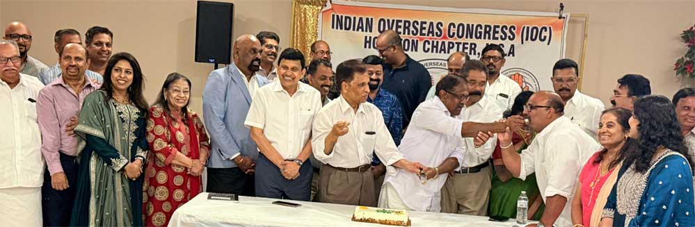 ടീം യു ഡി എഫിന്റെ വൻ വിജയമാഘോഷിച്ച് ഐ ഒ സി ഹ്യൂസ്റ്റൺ ചാപ്റ്റർ