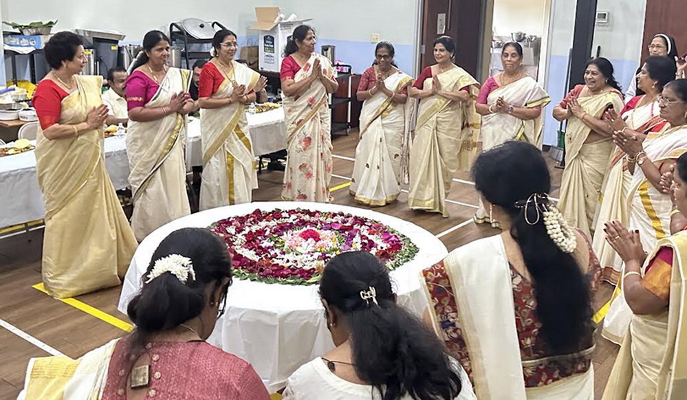 ഹൂസ്റ്റൺ ക്നാനായ പള്ളിയിൽ സീനിയർ മിനിസ്ട്രിയുടെ  ഓണാഘോഷം