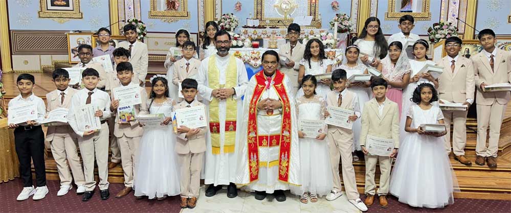 ഹൂസ്റ്റൺ സെന്റ് മേരീസ് ക്നാനായ കാത്തോലിക്ക ദൈവാലയത്തിൽ  ഭക്തിസാന്ദ്രമായ പ്രഥമ ദിവ്യകാരുണ്യ  സ്വീകരണം