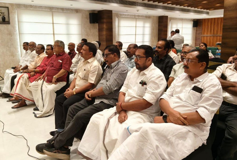 കൂട്ടായ്മയുടെ സന്ദേശവുമായി വേള്‍ഡ് മലയാളി കൗണ്‍സില്‍ തിരുകൊച്ചി പ്രോവിന്‍സ് പ്രവര്‍ത്തക കണ്‍വന്‍ഷനും കുടുംബ സംഗമവും